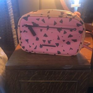 CLOSET CLEAROUT modern print purse